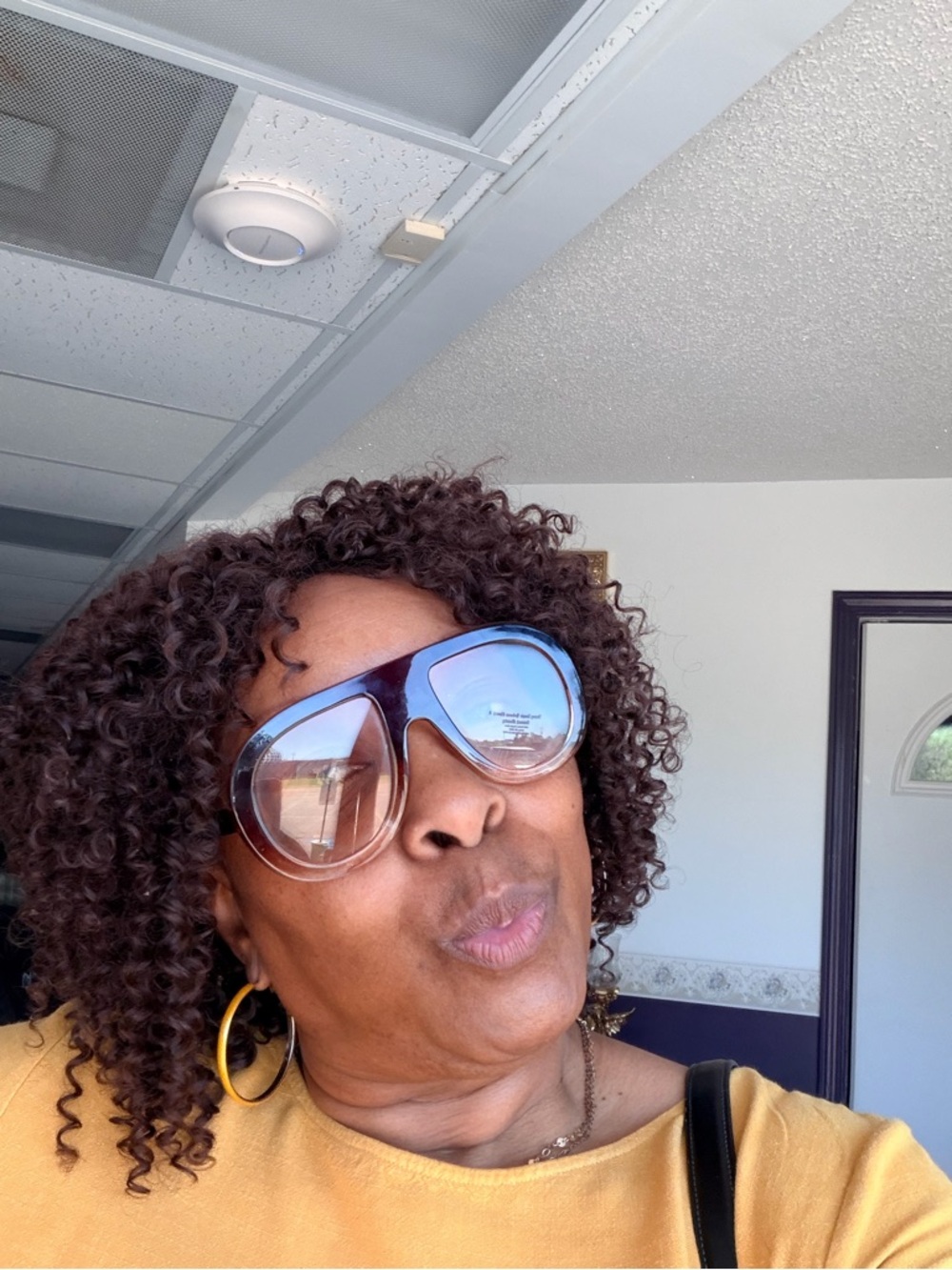 Meet your Posher, Bessie